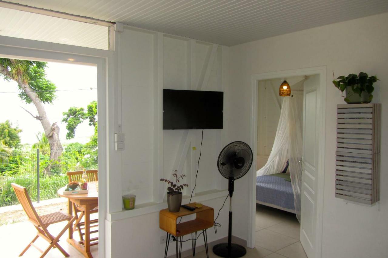 Or Bleu-Bungalow Volcan Soufriere-Vue Sur Mer Saint-Claude Eksteriør bilde